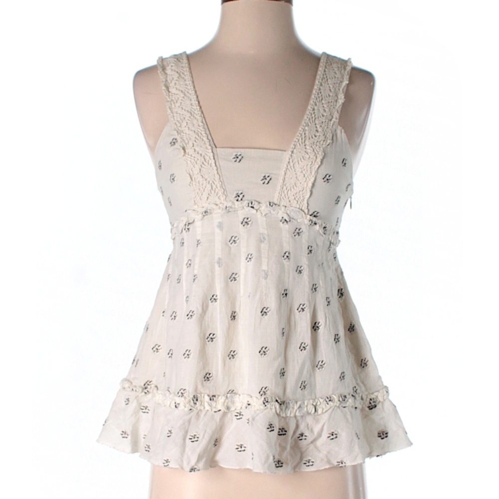 Development By Erica Davies Feminine Cream Blouse with Delicate Lace Detailing